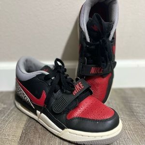 Nike Air Jordan Legacy 312 size 5.5 Youth Red white black & gray